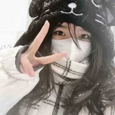 闻皎月